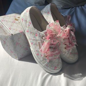 Superga Floral design sneakers w ribbon laces or standard laces + drawstring bag